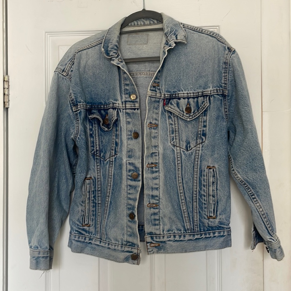 Vintage Levi’s denim jacket